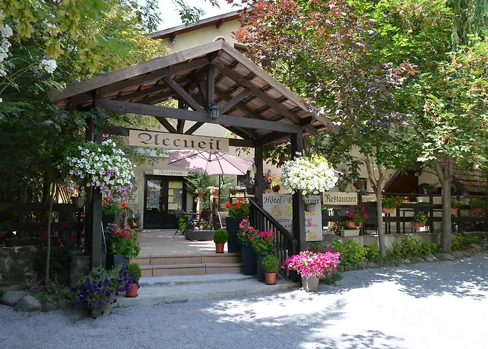 Hotel & Restaurant Le Chalvet