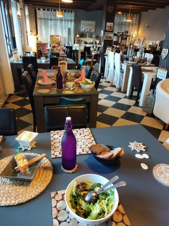 & Restaurant Le Chalvet *